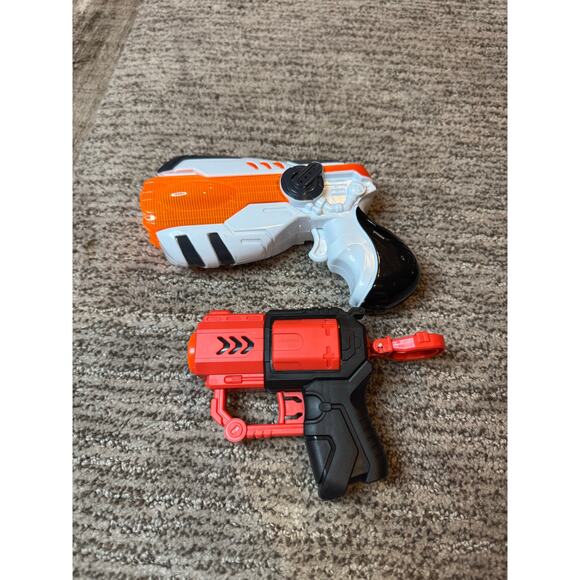 Bundle of 2 Toys. Foam dart single shot and Beamz Toys Space Wars Light up. - Picture 2 of 3